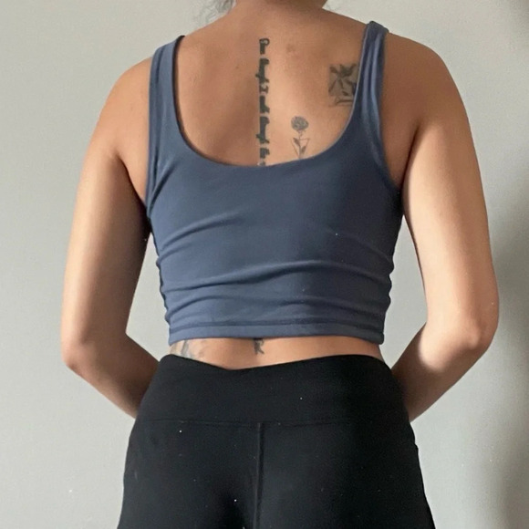 💙 Dynamite Cropped  Tank Top! Womans Size Medium💙 - Picture 5 of 10